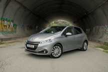 Peugeot 208 1.5 BlueHDi Signature