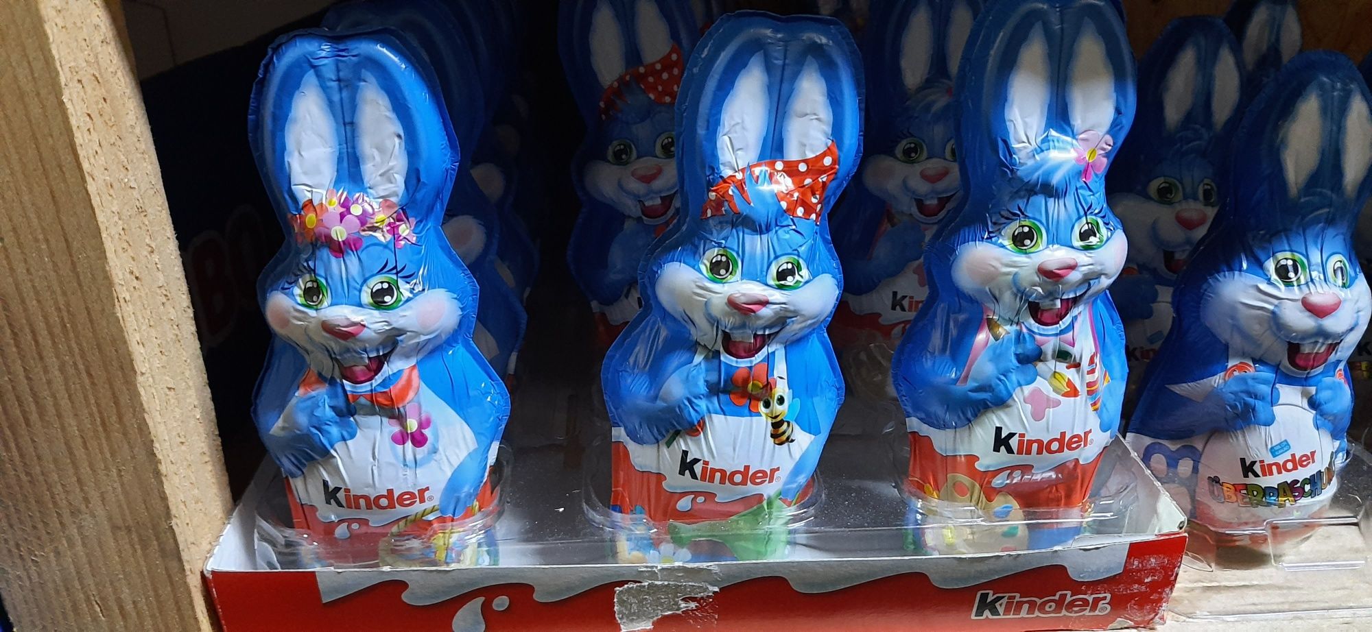 Kinder кіндер шоколад  Мілка шоколад зайчик