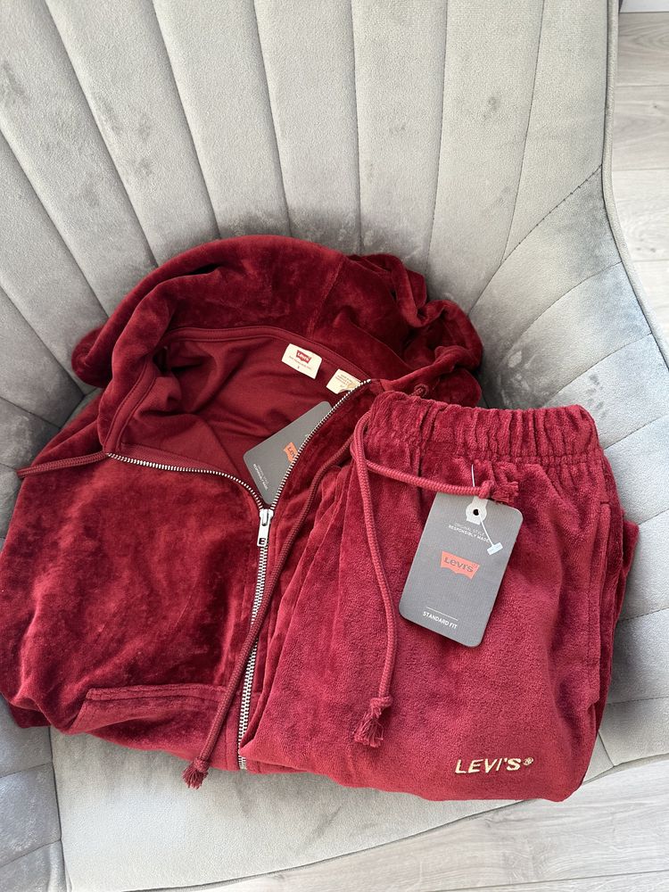 Костюм жіночий Levi’s оригінал