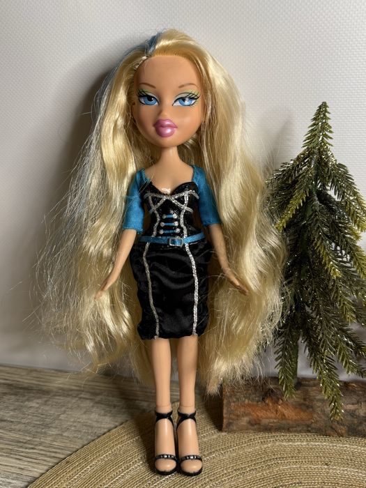 Вінтажна лялька Bratz Хлоя