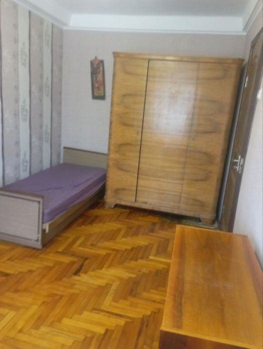 Оренда. 3-х кімн. квартира на вул.Парамонова