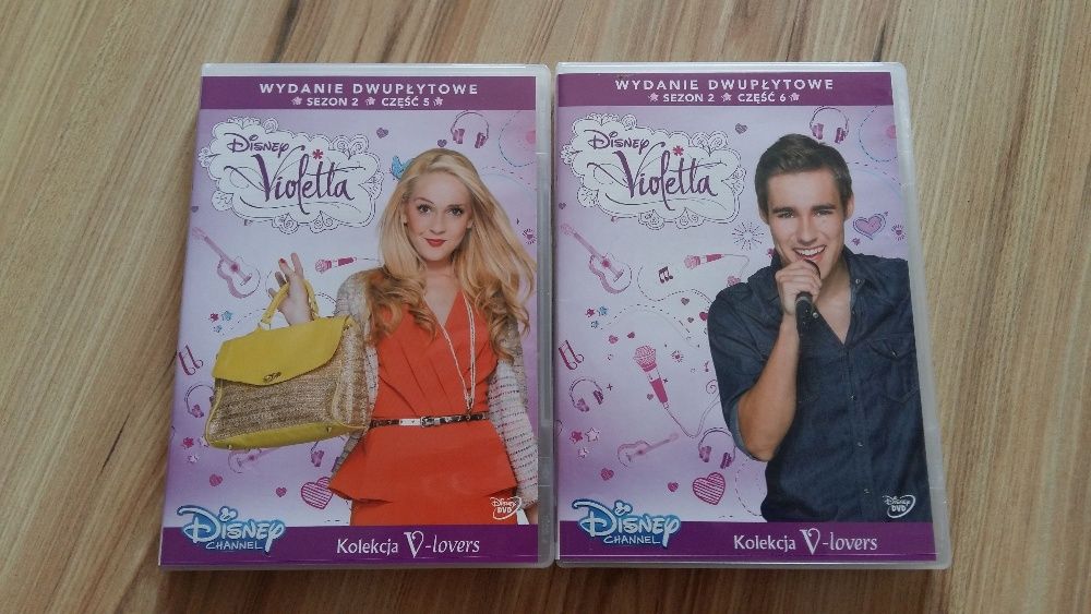 4 DVD Disney Violetta, Sezon 2, części 5 i 6