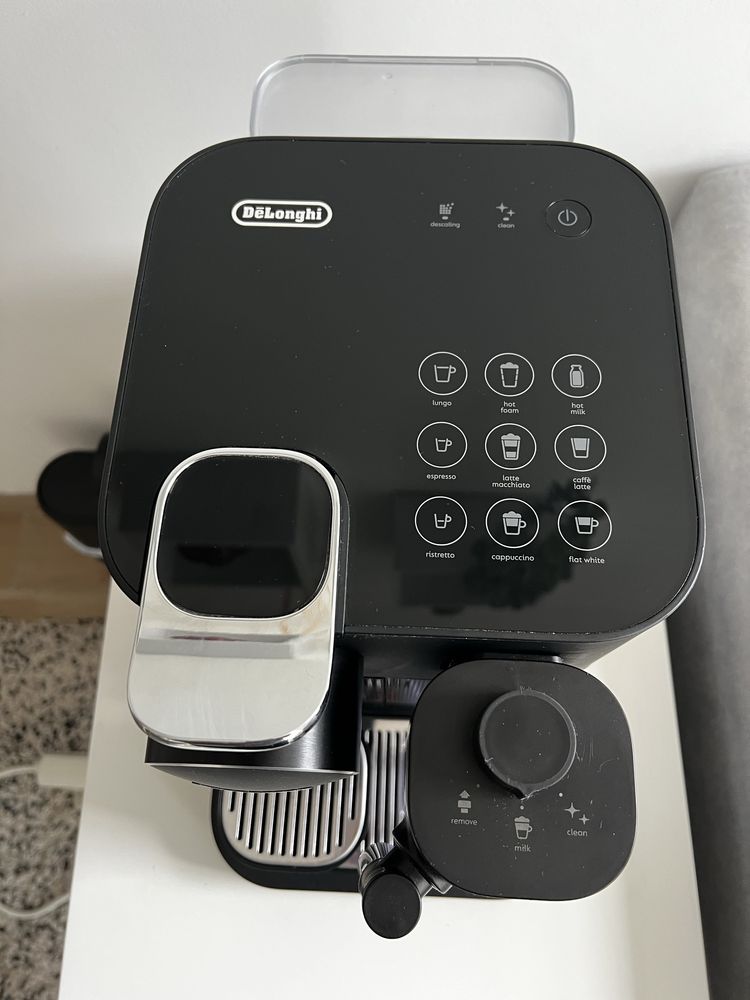 Máquina de Café Nespresso DeLonghi Gran Lattissima Sophisticated Darks