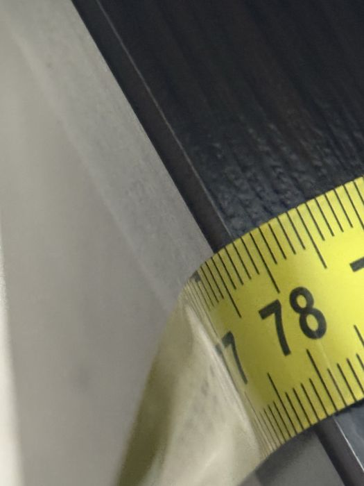 Stół ciemny  brąz   Wymiary na zdjęciach .