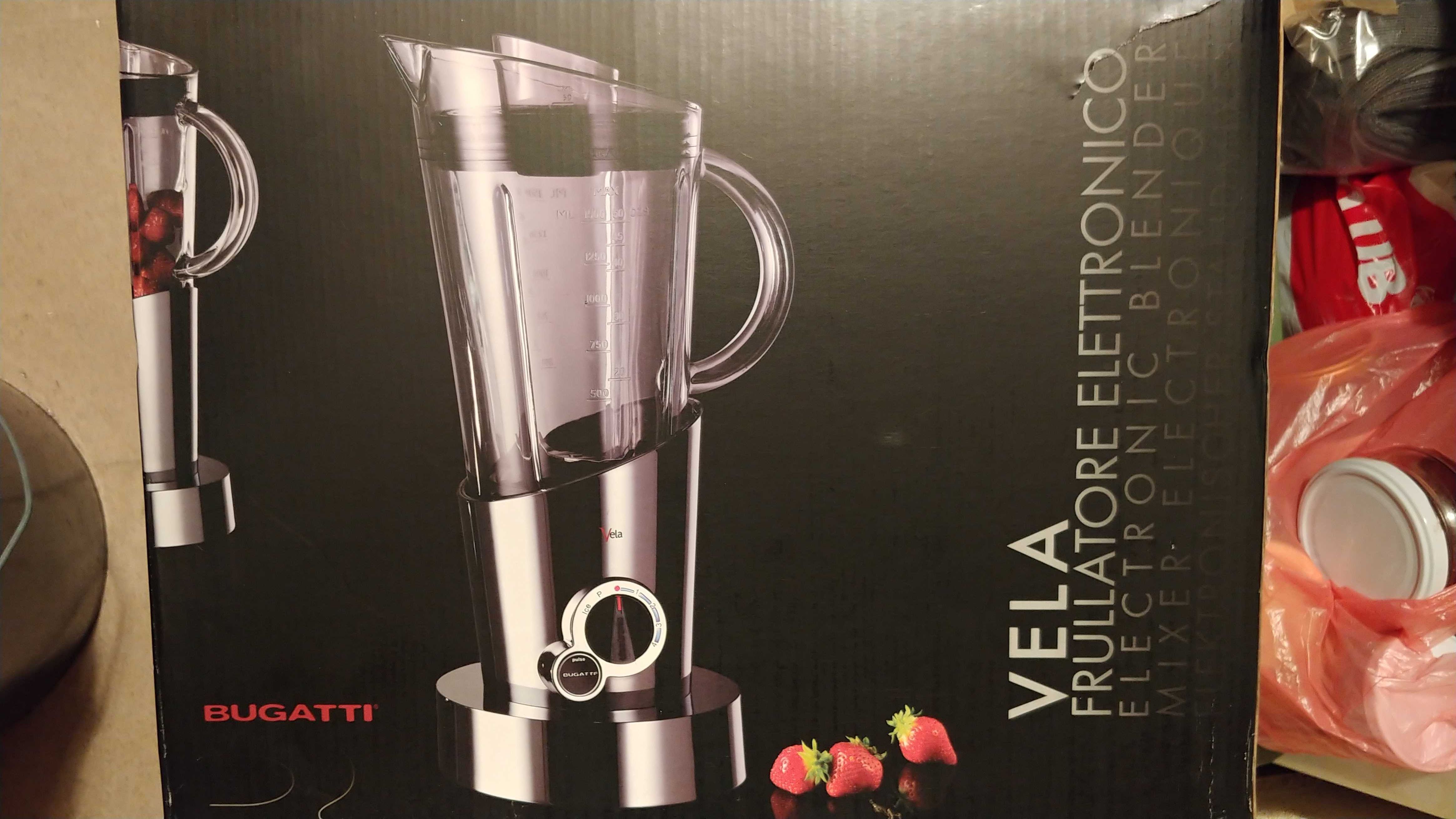 Blender włoskiej marki Casa Bugatti kolor biały