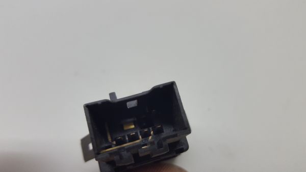 Comando / botão / interruptor multifunções SEAT Ibiza III (6L1)