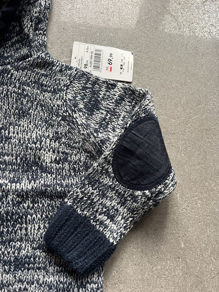 Reserved chłopięcy sweter z kapturem 98