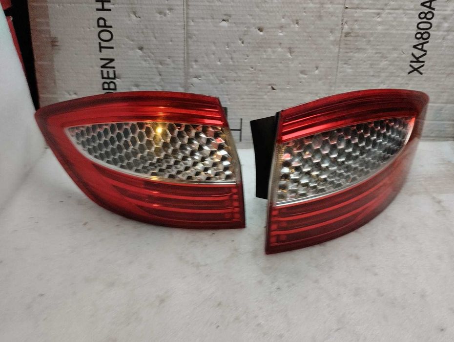 Lampa tylna Ford Mondeo MK4 kombi