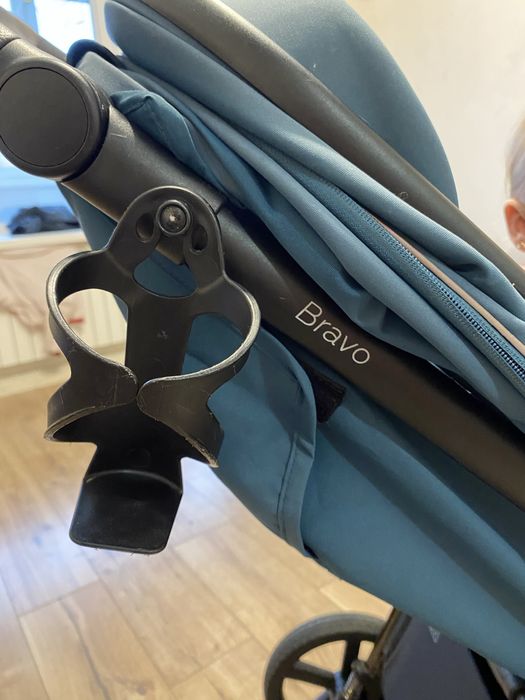 Коляска прогулянкова Carrello Bravo
