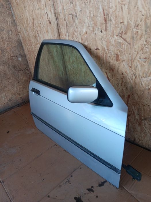 Bmw e36 compact drzwi prawe pasażerka kompletne KPL