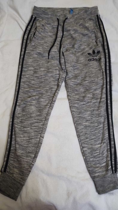 Спортивні штани фірми Adidas Оригінал!