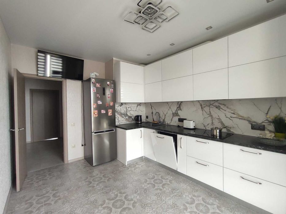 Продам шикарну двокімнатну квартиру в ЖК "Одеські традиції"