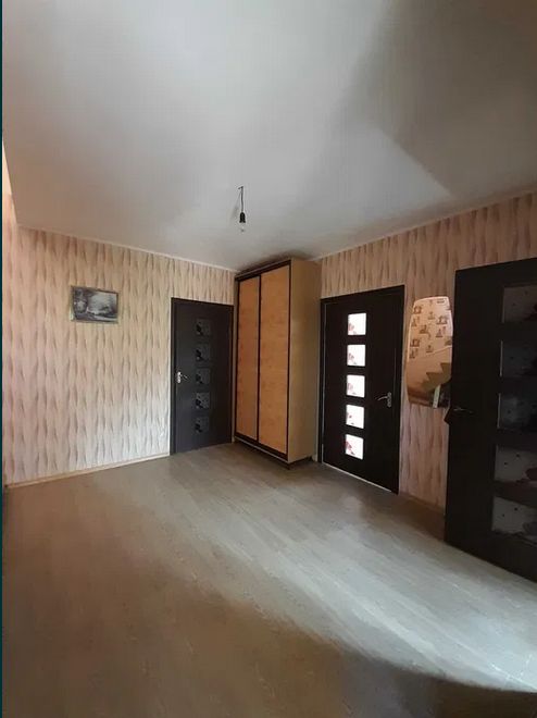Продам міцний будинок з ремонтом, меблями та технікою на Соколівці.