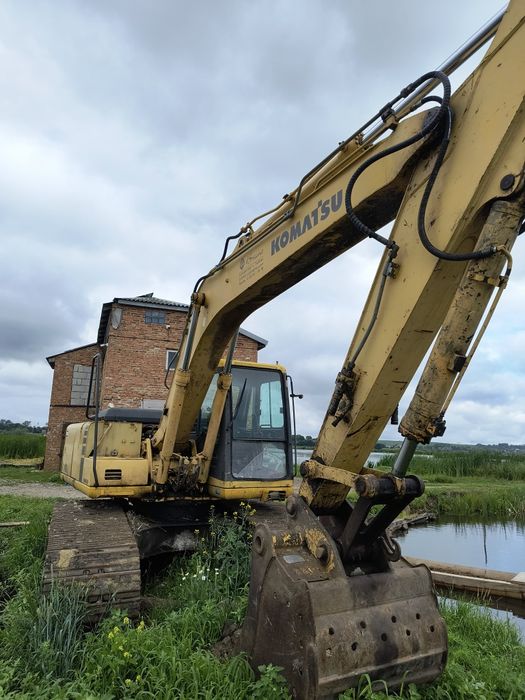 Екскаватор Komatsu PC 180 LC 1998 гусеничний