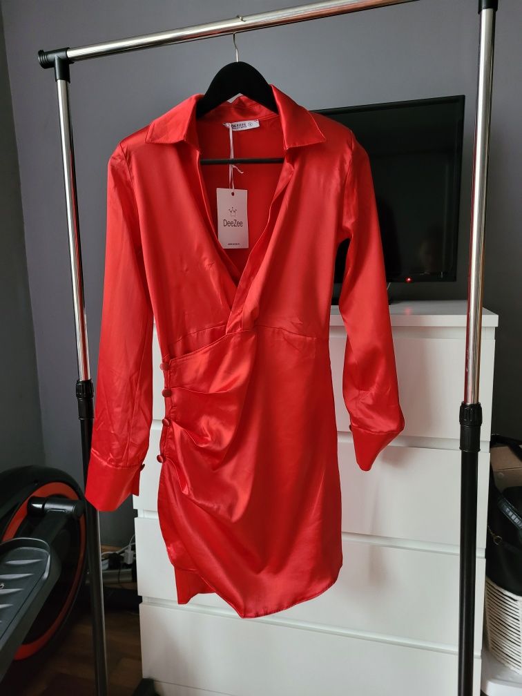 Elegancka nowa sukienka DeeZee czerwona S