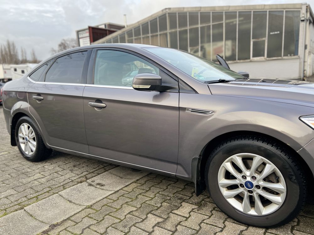 Ford Mondeo 2011 2.3 газ/бензин