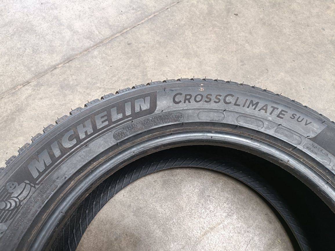 Opona Całoroczna Michelin CrossClimate SUV 235/55R18 104V