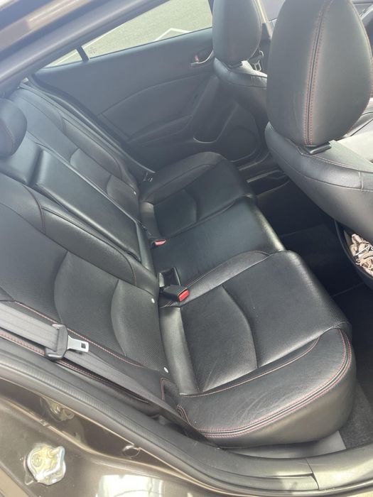 Продам авто Mazda 3 2,5