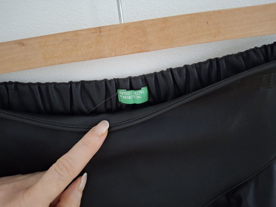 Benetton 10-11 lat 140/146/152 spódnica skórzana z falbanką