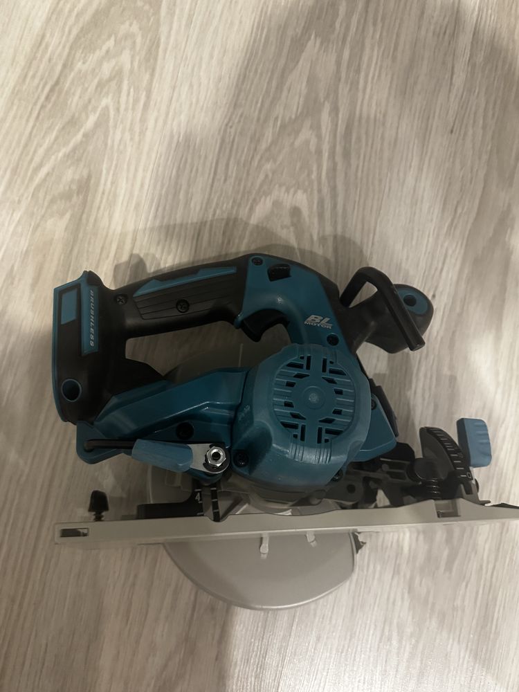 MAKITA DHS680Z BODY akumulatorowa pilarka tarczowa 165mm 18V LXT