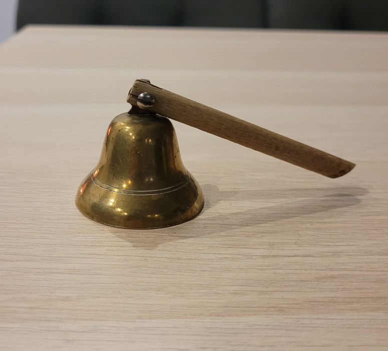 Mosiężny dzwinek