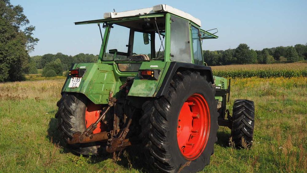 Ciągnik rolniczy Fendt 311 Lsa