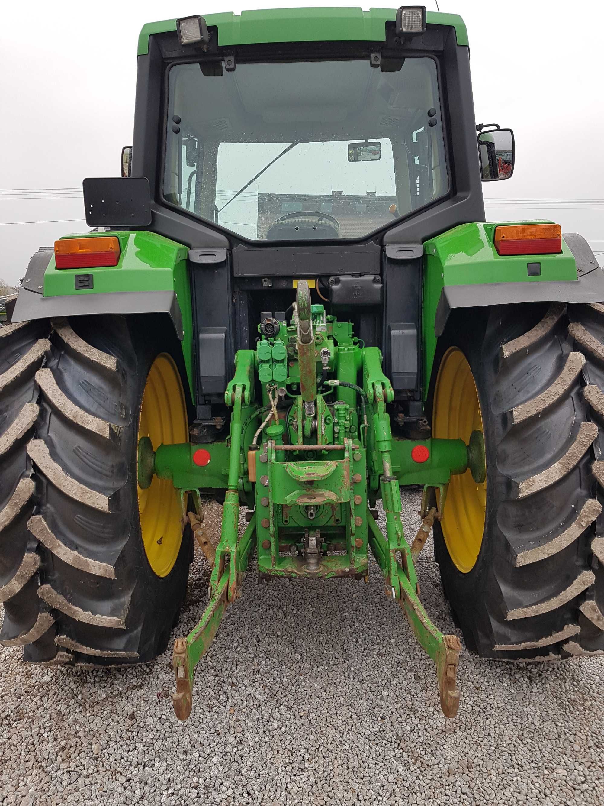 John Deere 6410, 2001 rok,  miękka przednia oś , nowe opony