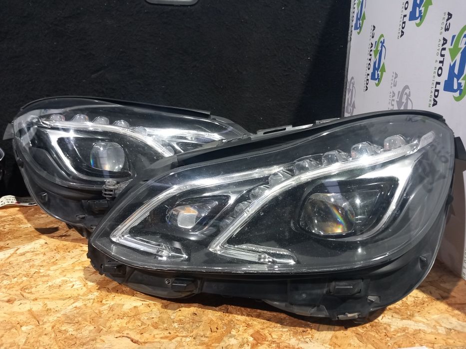 Oticas Led esquerda e direita Mercedes W212