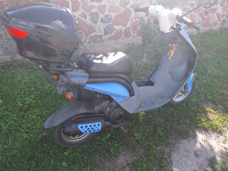 Продам скутер Peugeot ludix