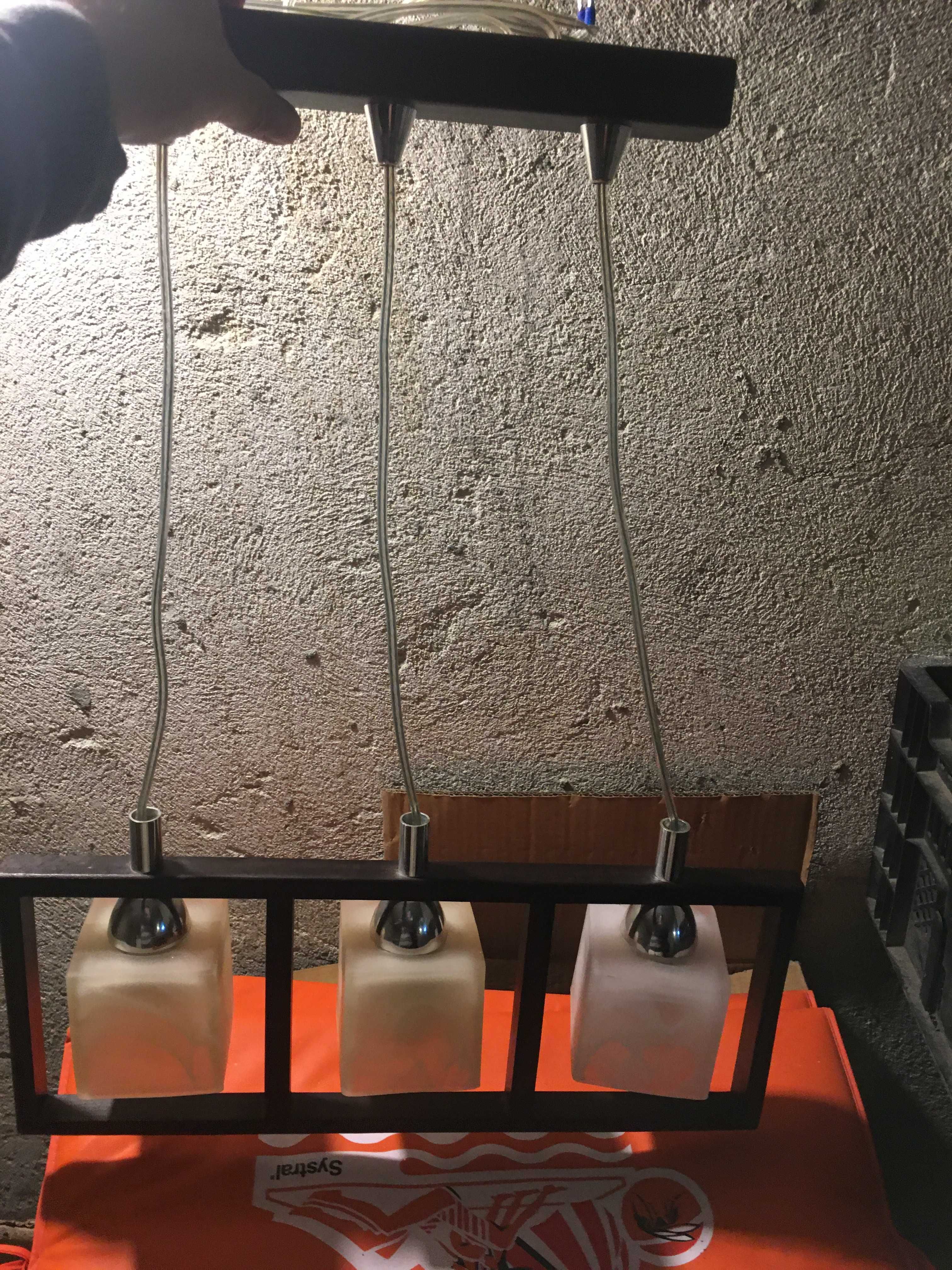 Lampa Olivia wenge potrojna sprawna