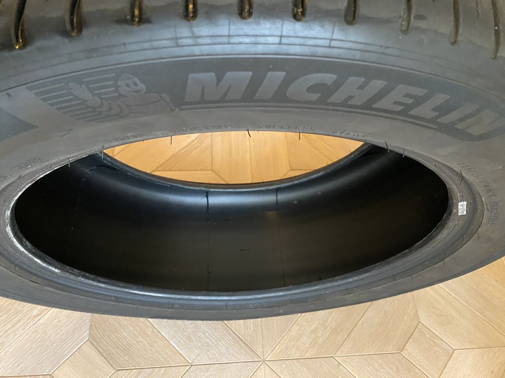 Michelin 285/45/ r 20 1 шт как новое!