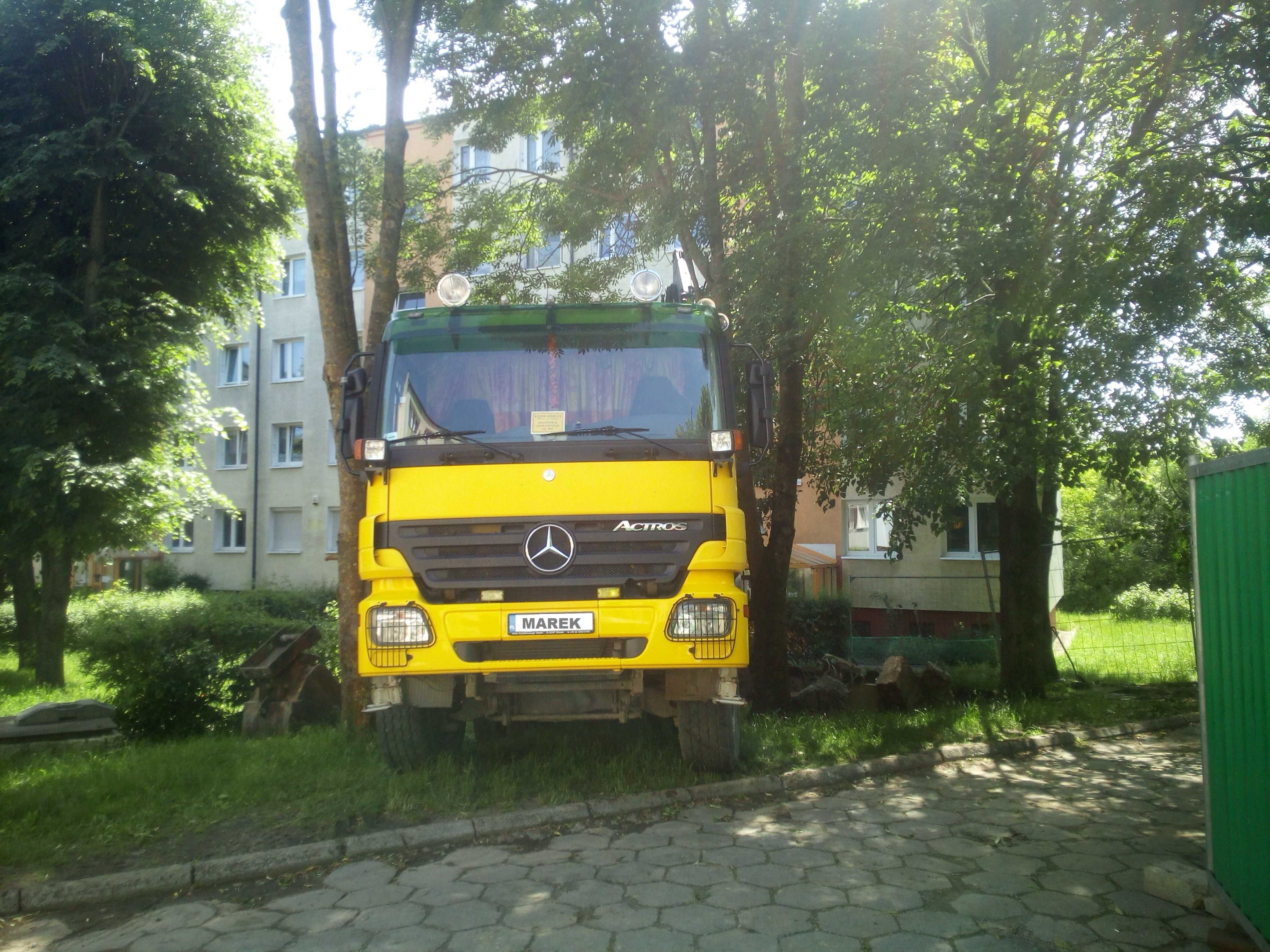 Prace ziemne koparko-ładowarka, wywrotka, wykopy