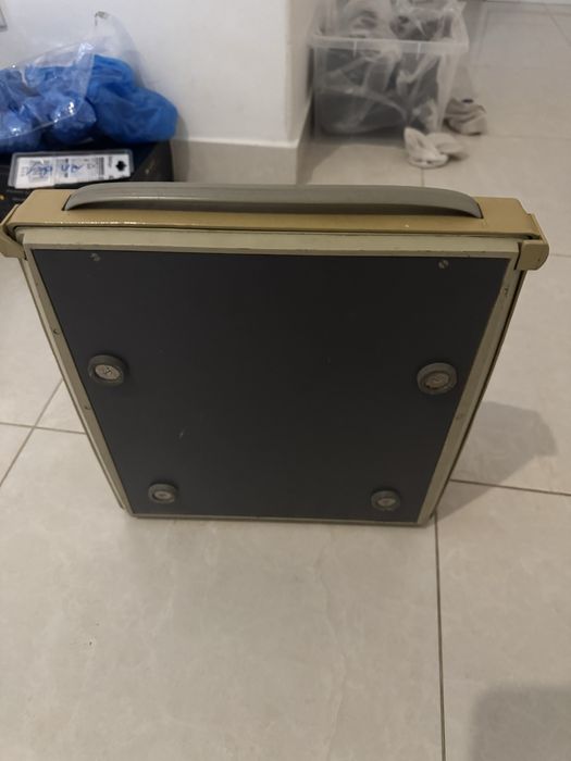 Máquina de Escrever Vintage – Messa Mini 2000 (anos 70)