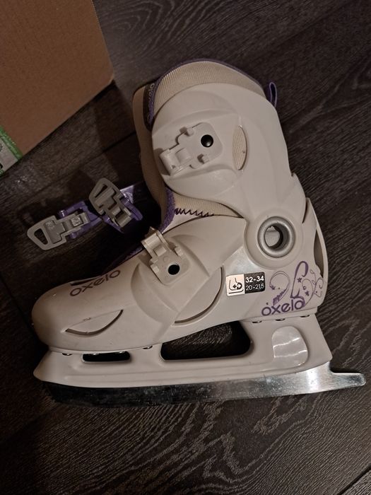 Łyżwy regulowane 32-34