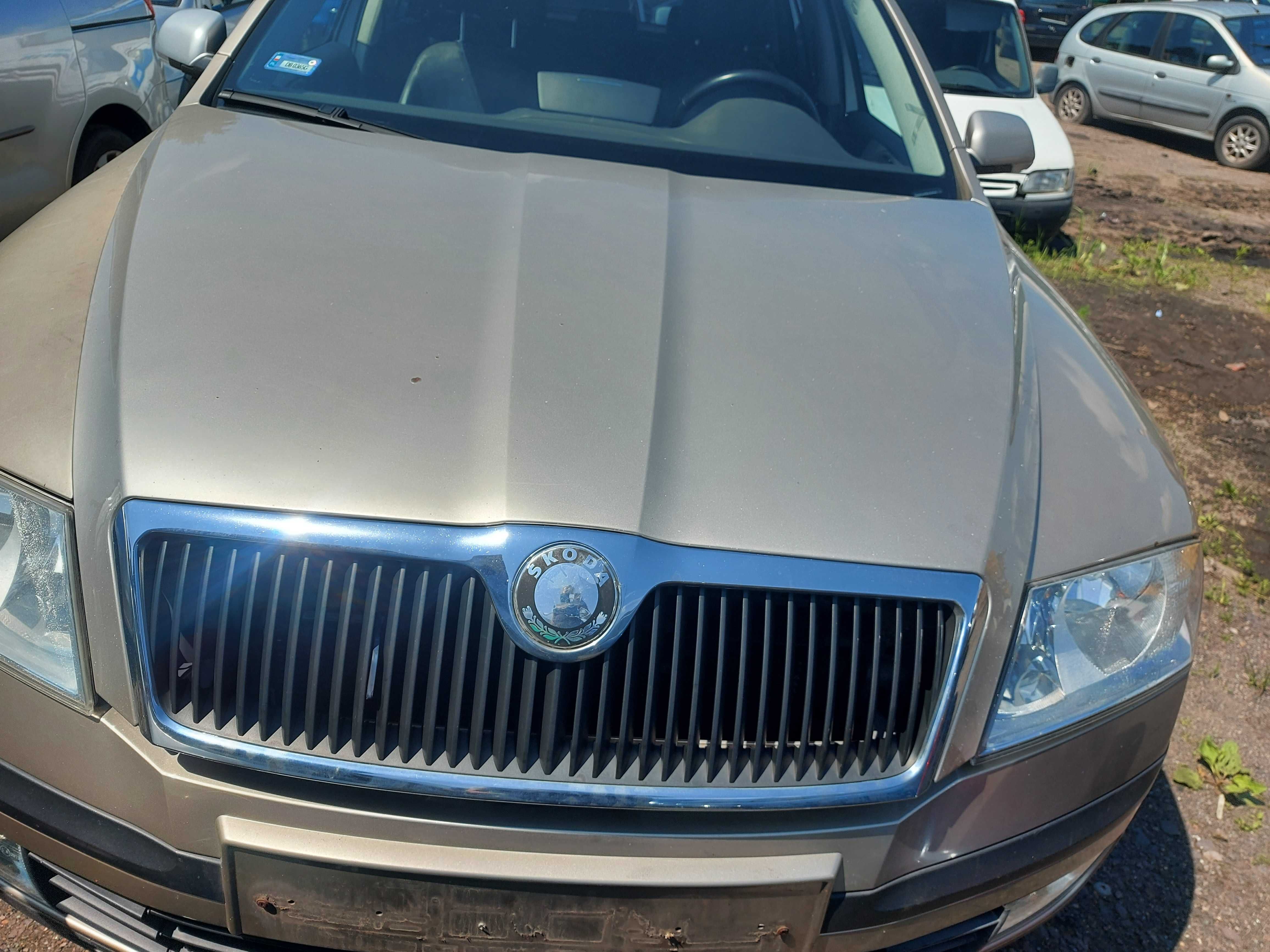 Skoda Octavia II 2 9201 maska przednia FV dostawa