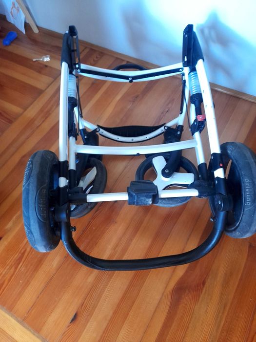 Sprzedam wozek 2w1 plus nosidelko
