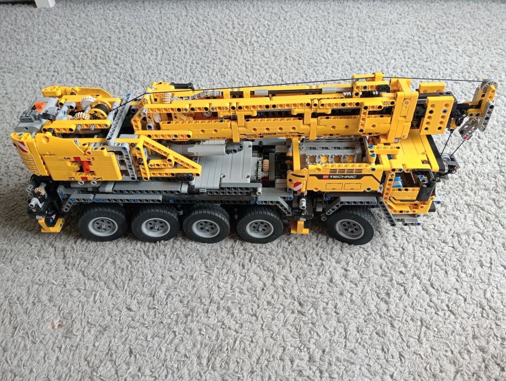 LEGO TECHNIC dźwig 42009