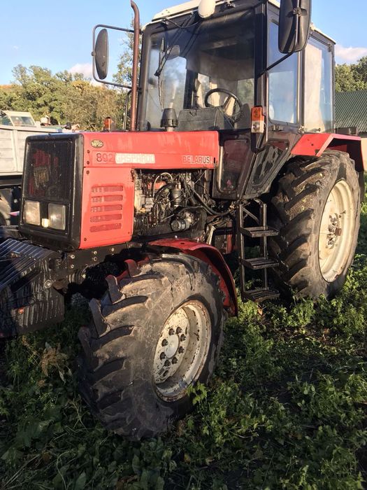 Продам трактор Беларус 892