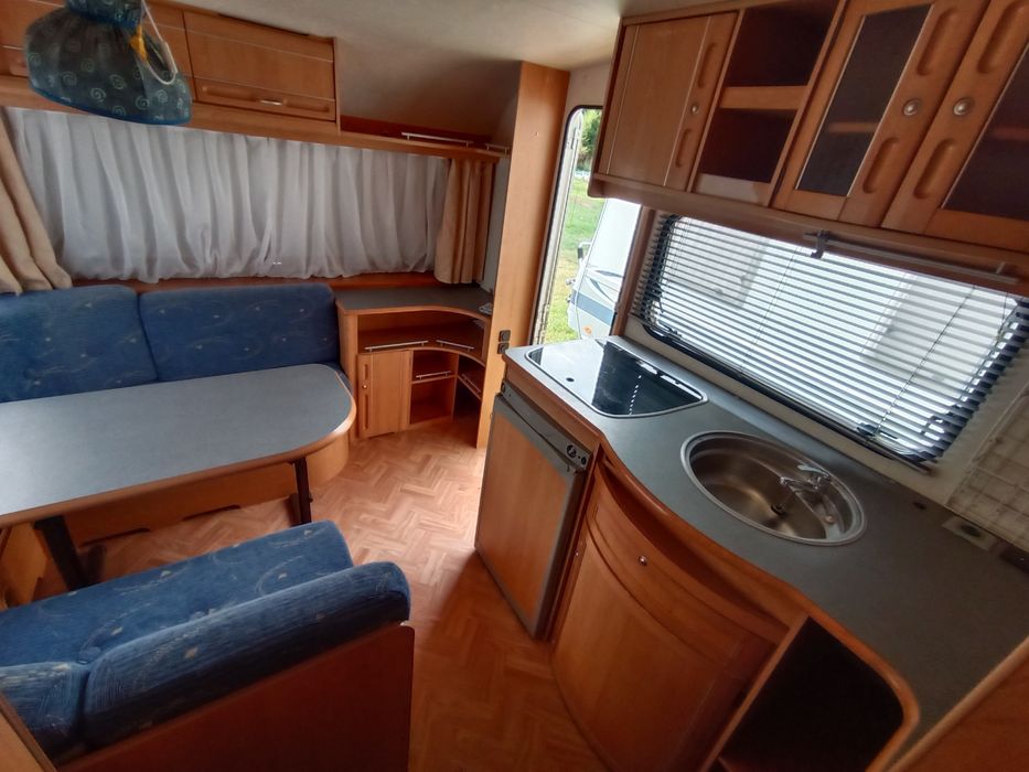 Adria 462 DP-łóżko francuskie,przedsionek,posezonowa wyprzedaż
