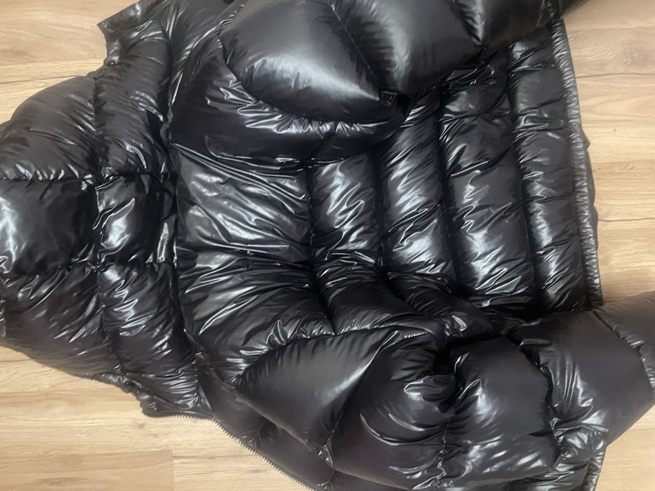 пуховик зара новий