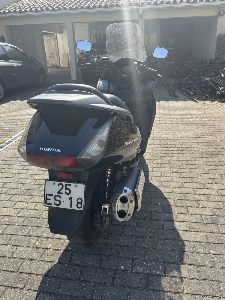 Honda Silverwing 400
