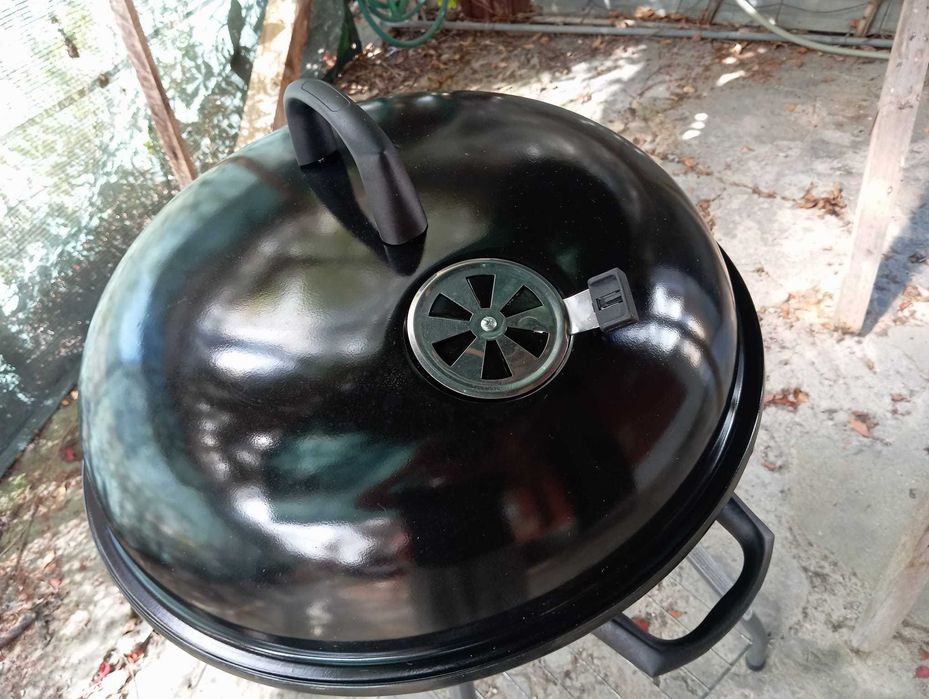 Churrasqueira Carvão portátil com rodas