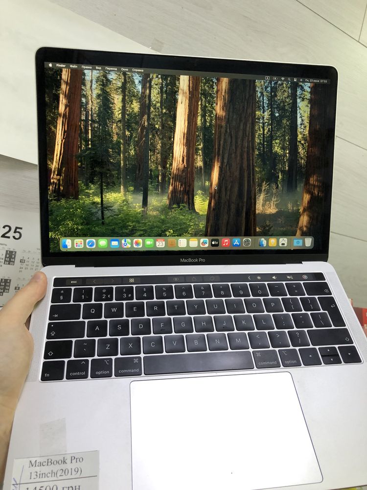 MacBook Pro 13 (2019)