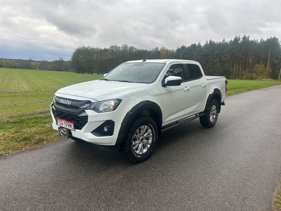 Isuzu D-Max Pierwszy właściciel, hak, salon Polska