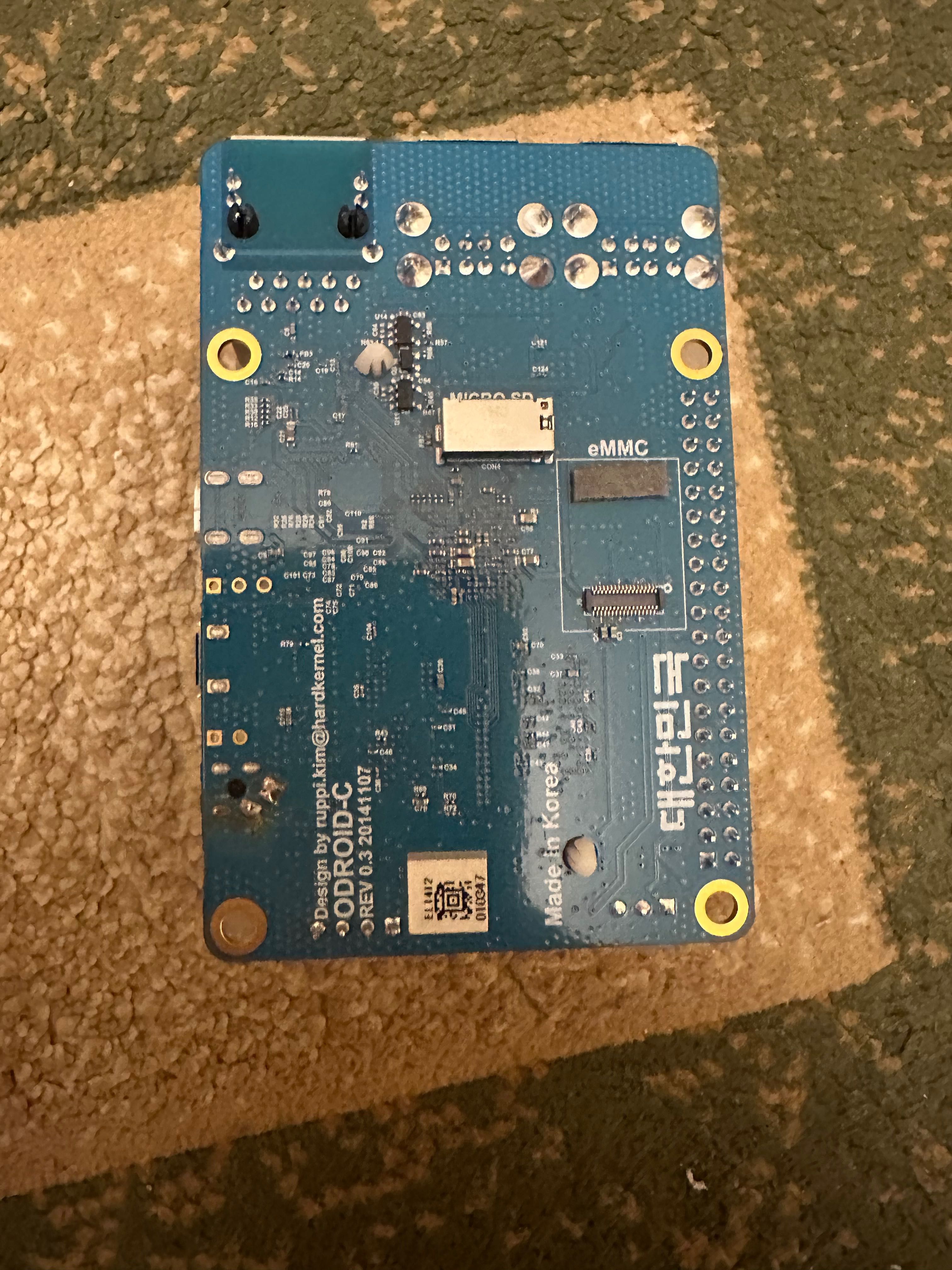 ODROID-C1 — одноплатный мини-компьютер!