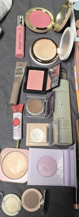 zestaw kosmetyków pastel roses kvd plouise ABH patrick ta glamshop EL