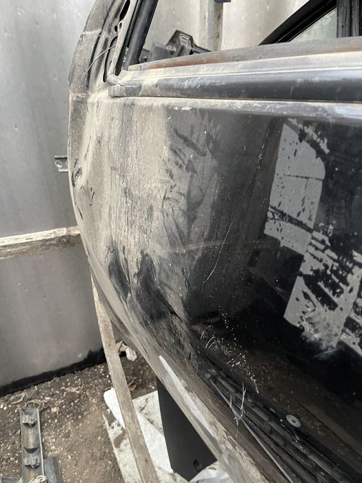Продам дверь Mitsubishi outlander xl
