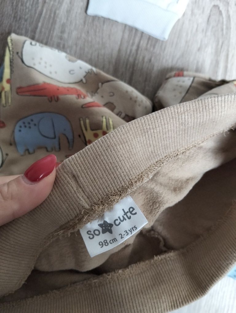 4pak spodnie dresowe chłopięce 98