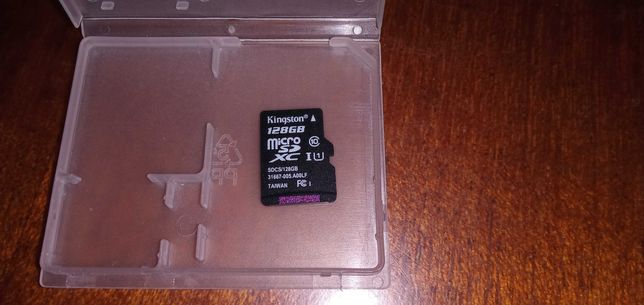 Карта памяти micro SD Kingston 128 Gb.