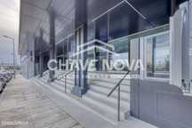 Apartamento T0 com varanda e garagem – EVOLUTION - Sra. Hora